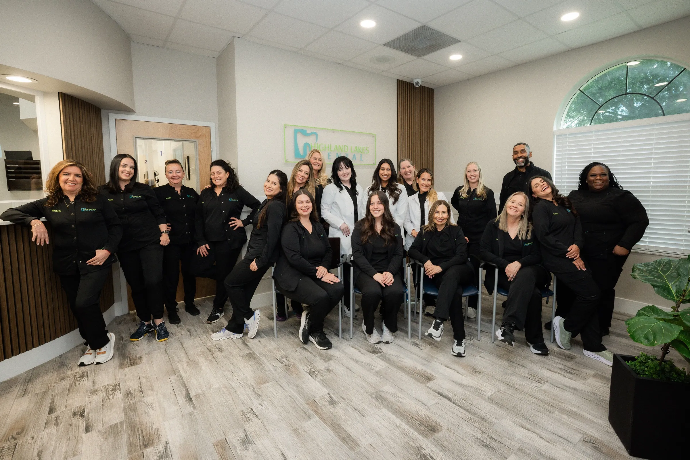 The whole Highland Lakes Dental team in their Leesburg office